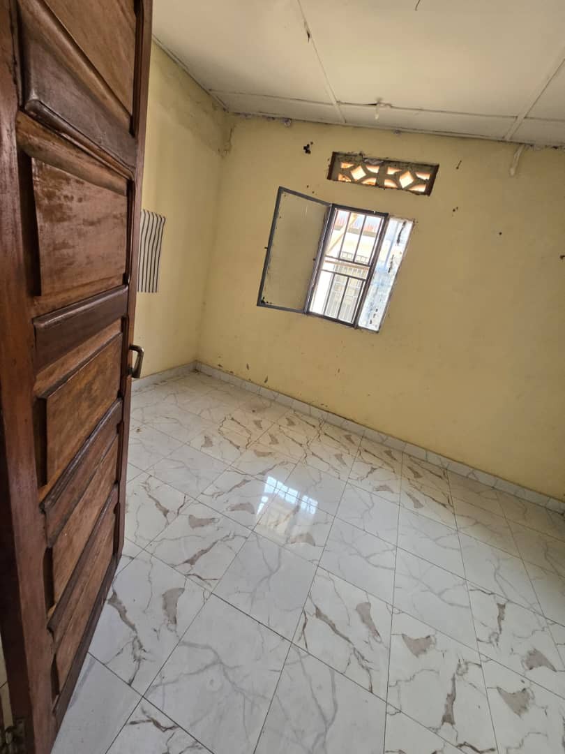 scaled_1006507012 Maison à Louer – Lemba Salongo, Kinshasa