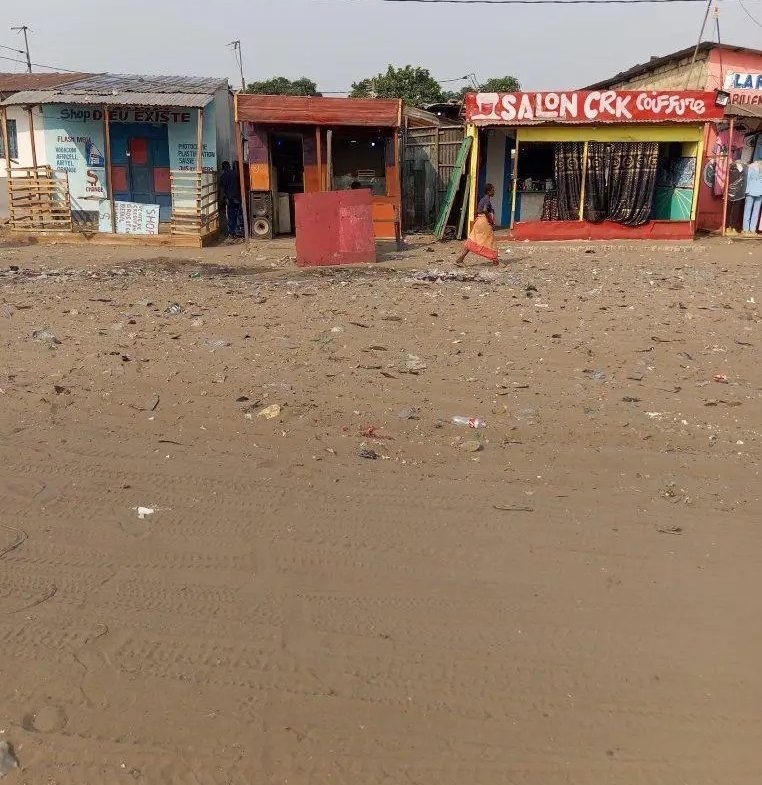 Parcelle-Terrain à Vendre – Kimbanseke, Kinshasa