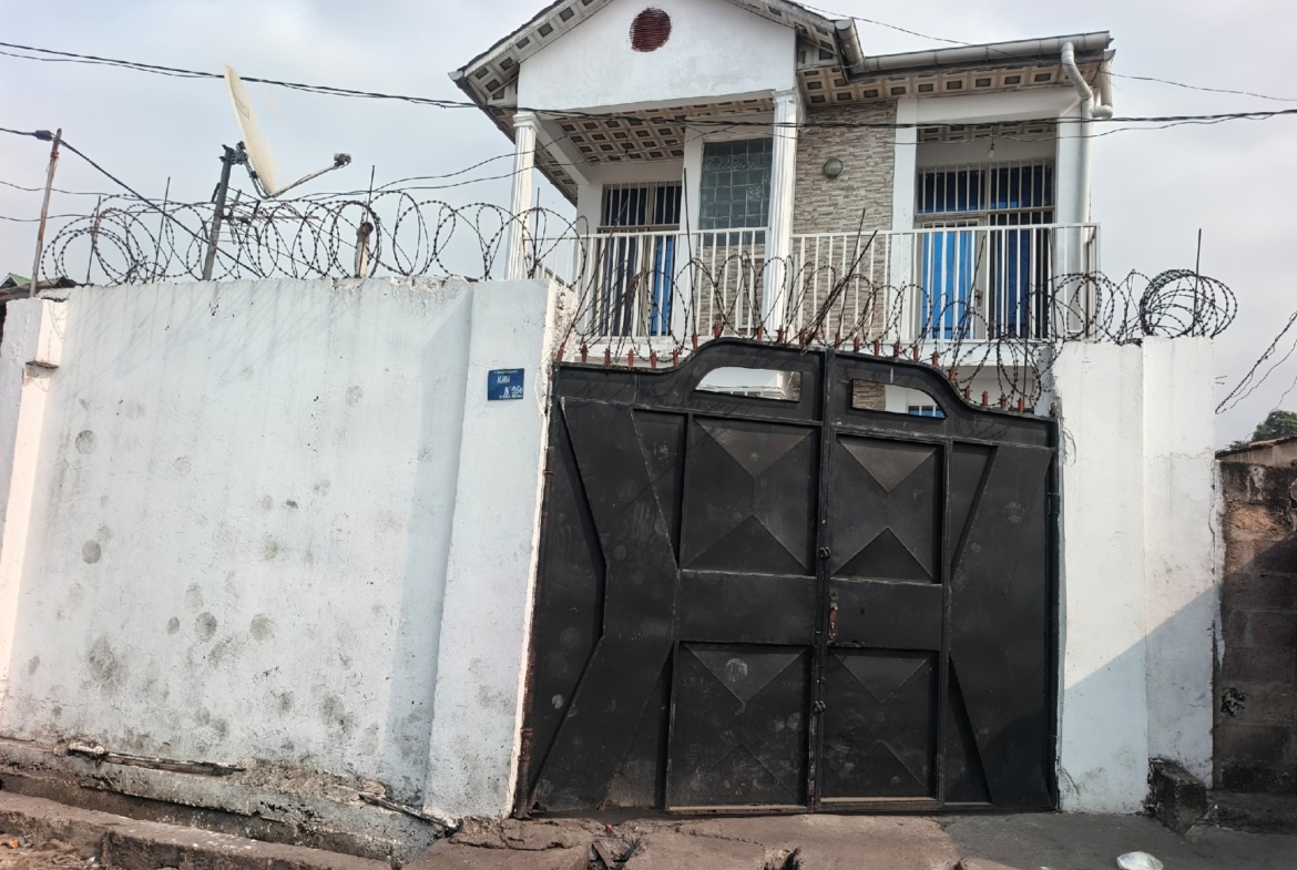 Parcelle-Terrain à Vendre – Ngaba, Kinshasa