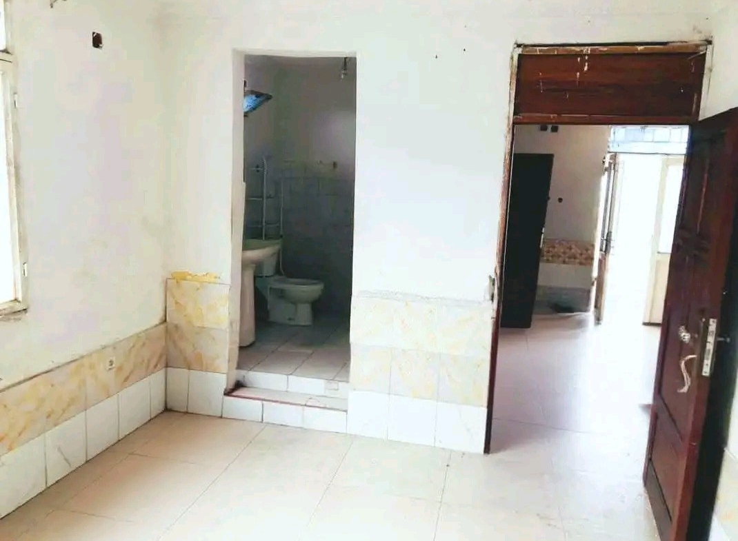 Parcelle-Terrain à Vendre – Kimwenza, Kinshasa