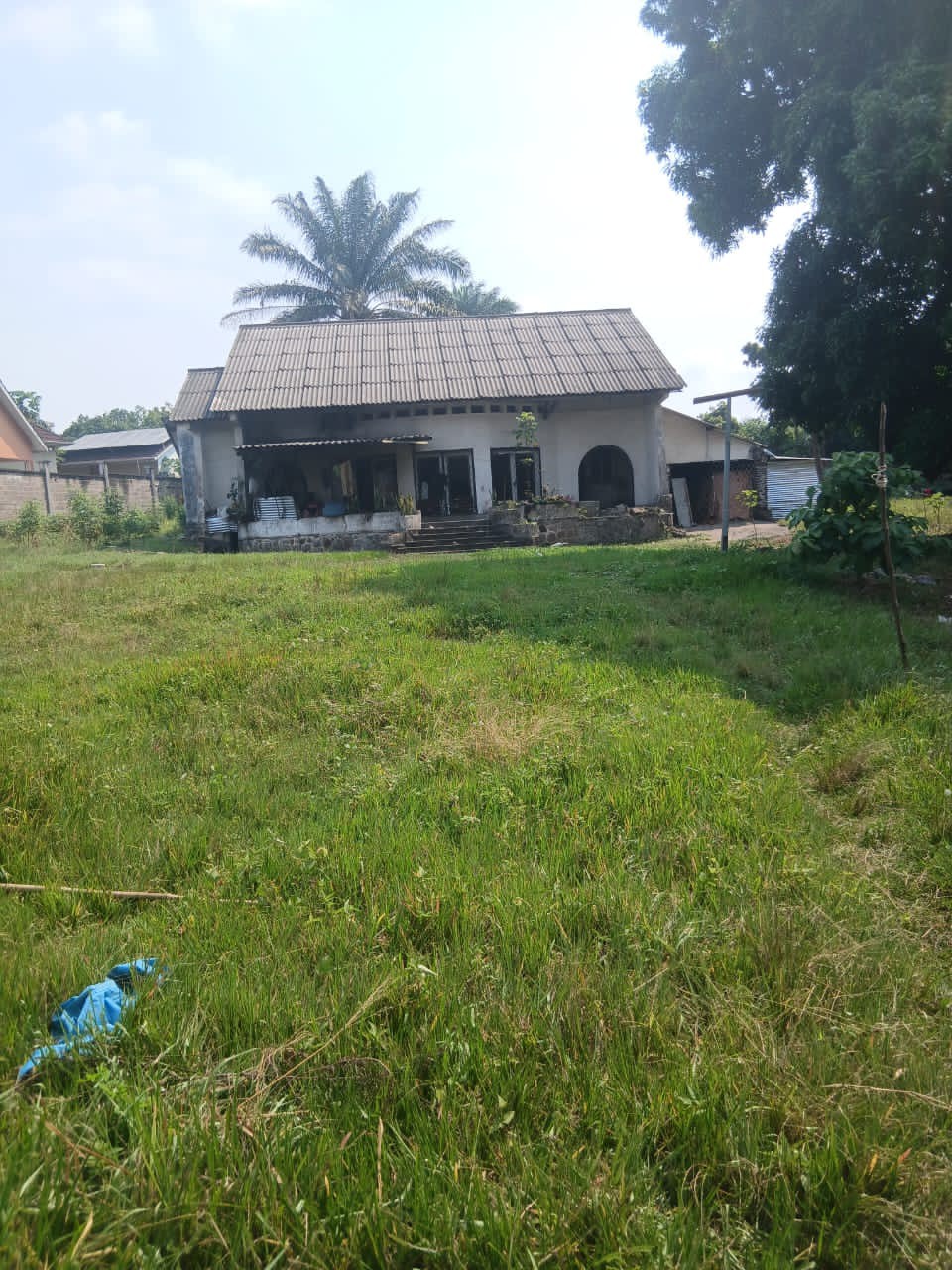 scaled_1006515155 Parcelle-Terrain à Vendre – Ngaliema, Kinshasa