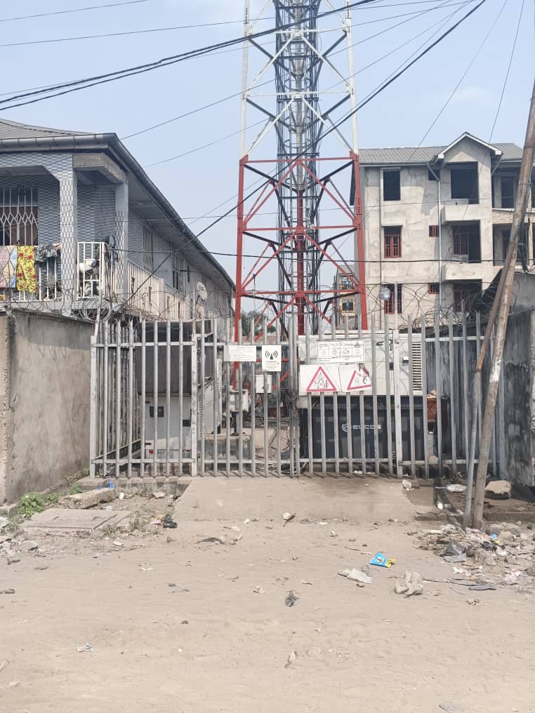 scaled_1006517492 Parcelle-Terrain à Vendre – Debonhomme, Kinshasa