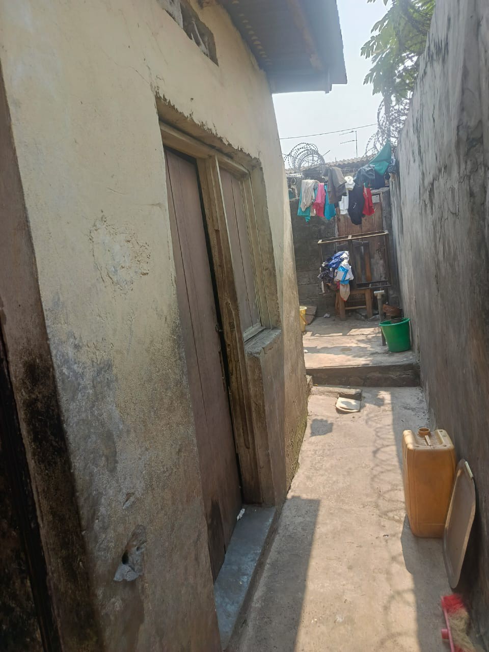 Immeuble à Vendre – Lemba, Kinshasa