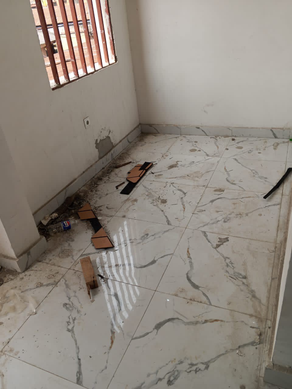 scaled_1006525602 Appartement à Louer – Limete, Kinshasa