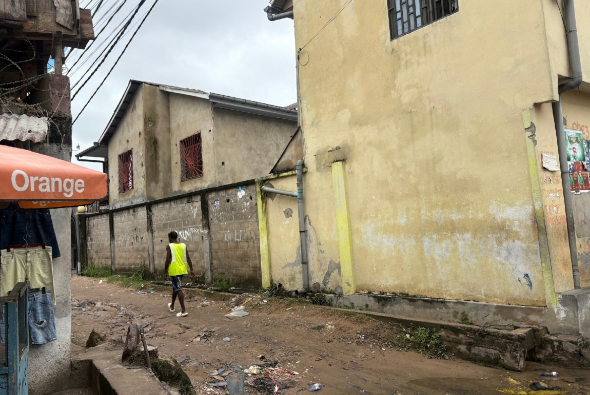 Immeuble à Vendre – Kintambo, Kinshasa