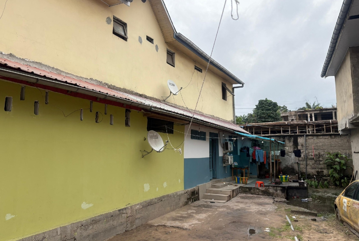 Immeuble à Vendre – Kintambo, Kinshasa