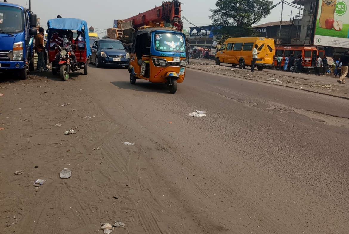 Parcelle-Terrain Commercial à Louer – Bibwa, Kinshasa