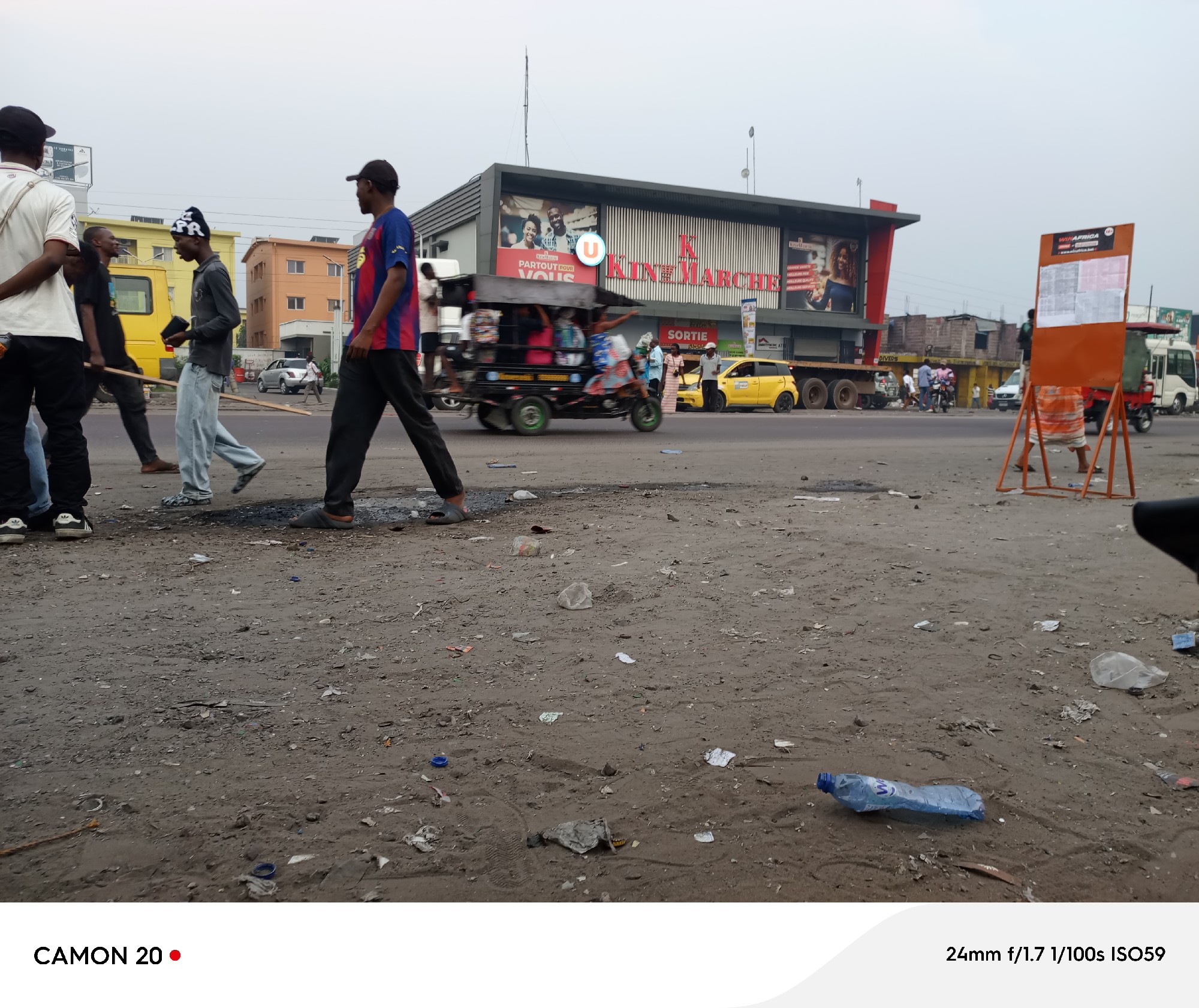 Parcelle-Terrain Commercial à Louer – Bibwa, Kinshasa