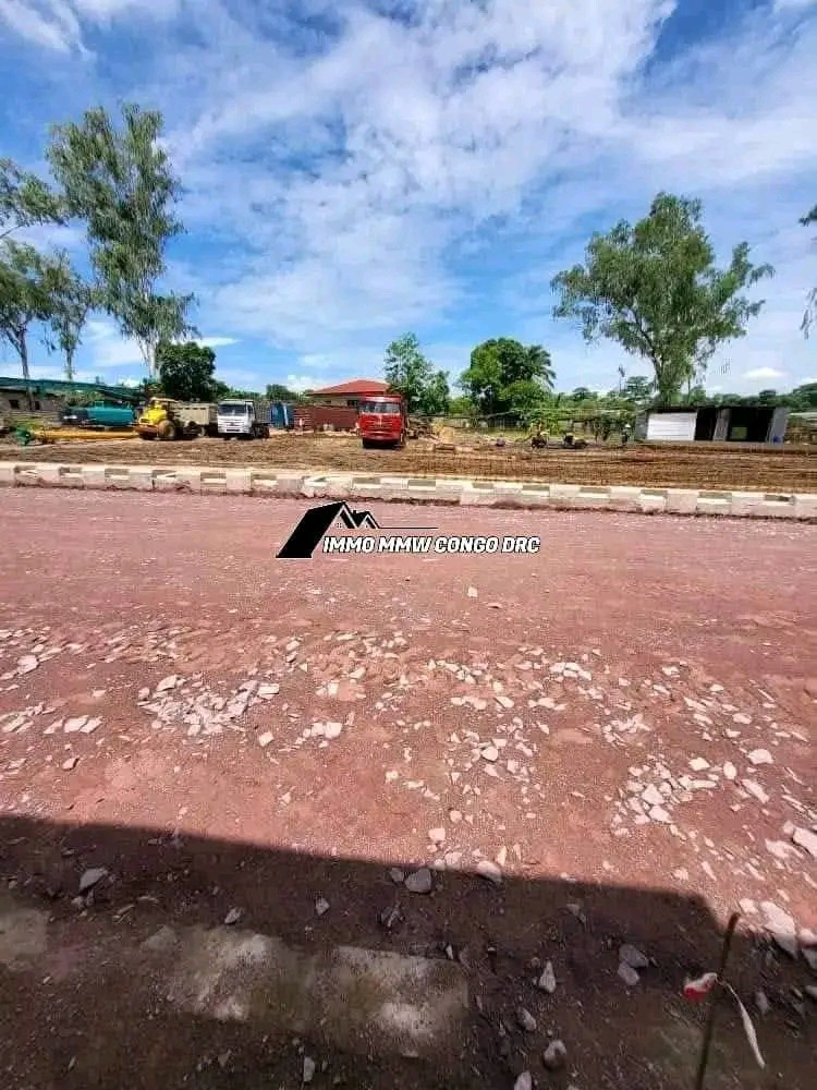 Parcelle-Terrain à Vendre – Ngaliema, Kinshasa