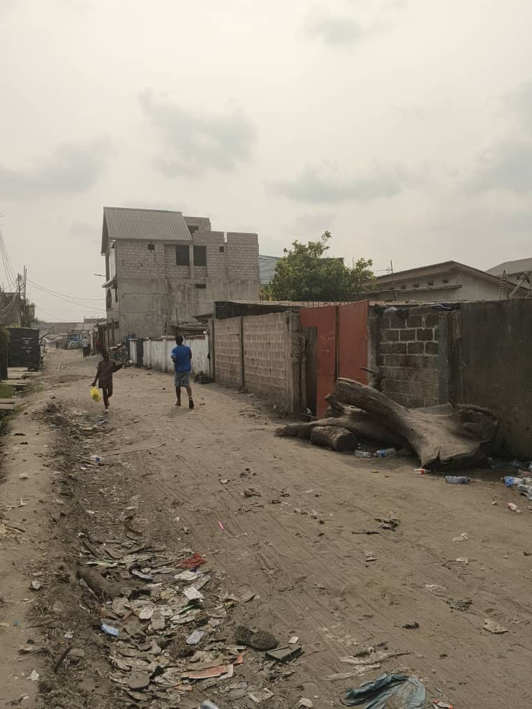 Parcelle-Terrain à Vendre – Debonhomme, Kinshasa