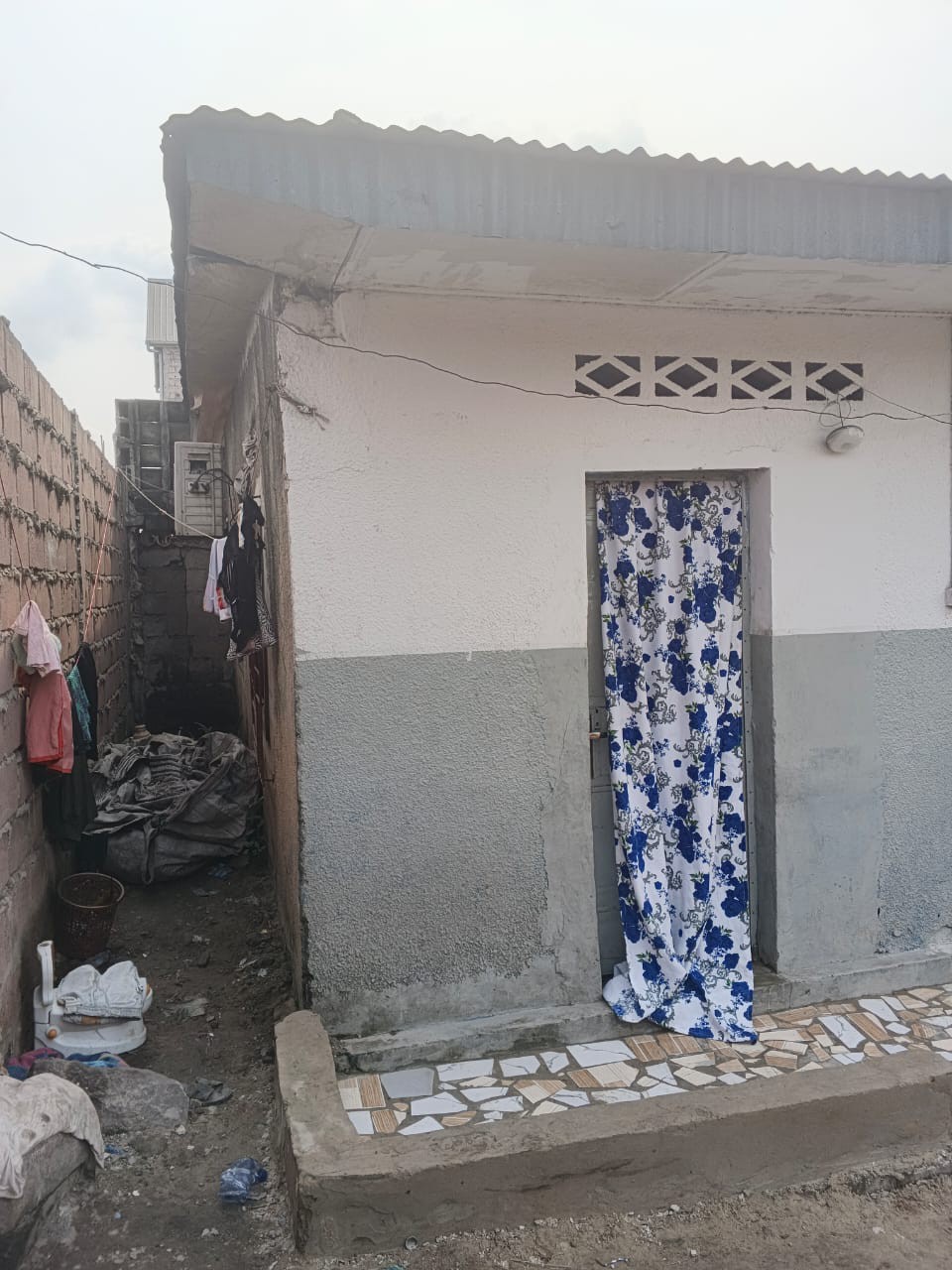 Parcelle-Terrain à Vendre – Debonhomme, Kinshasa