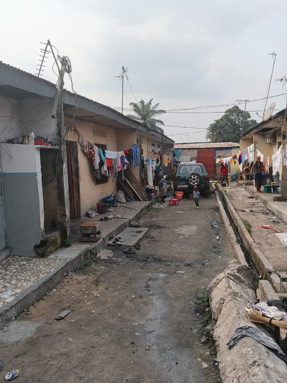 Parcelle-Terrain à Vendre – Debonhomme, Kinshasa