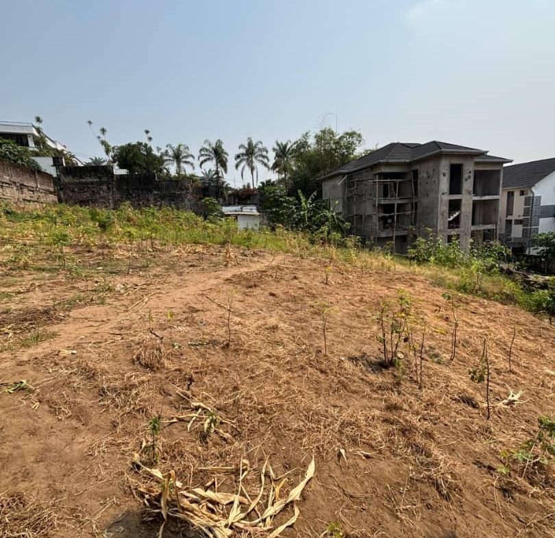 Parcelle-Terrain à Vendre – Macampagne, Kinshasa