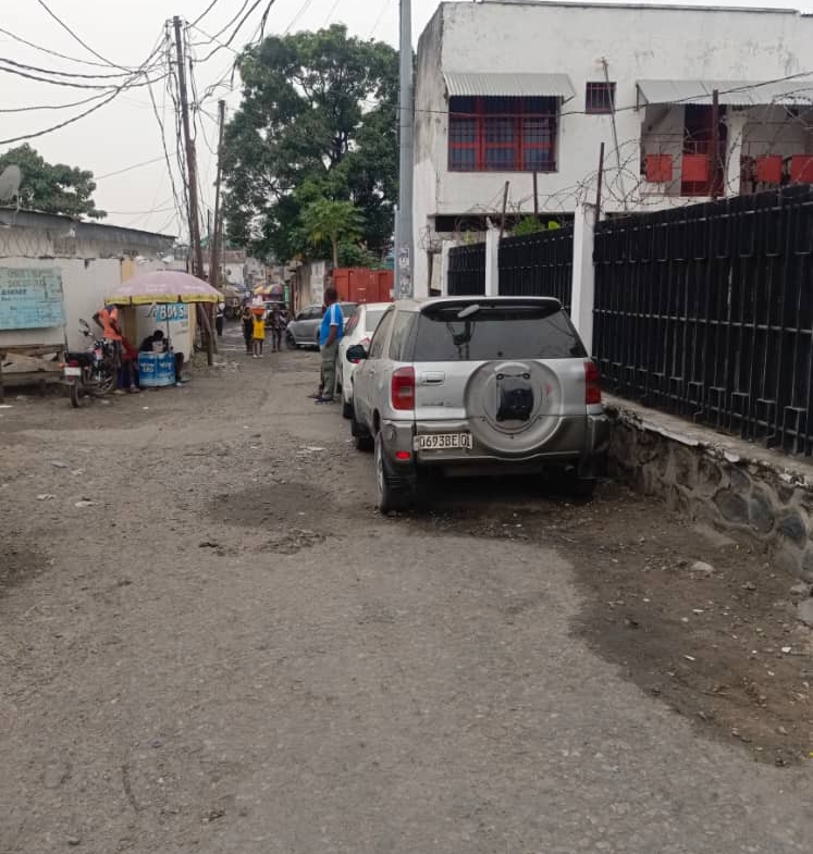 Parcelle-Terrain à Vendre – Limete, Kinshasa