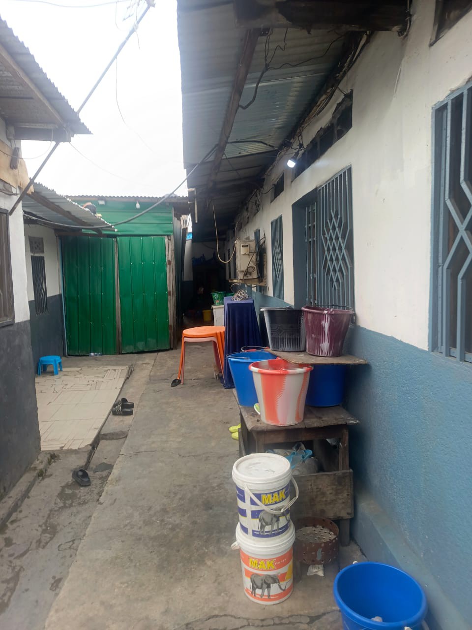 scaled_1007626868 Parcelle-Terrain à Vendre – Barumbu, Kinshasa
