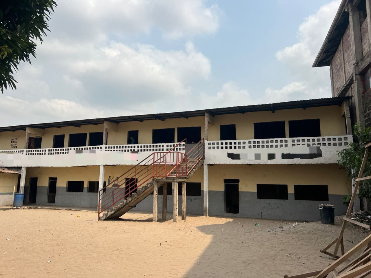 scaled_1007645339 Parcelle-Terrain à Vendre – N’Djili, Kinshasa