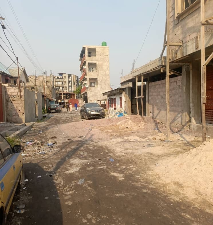 Parcelle-Terrain à Vendre – Barumbu, Kinshasa