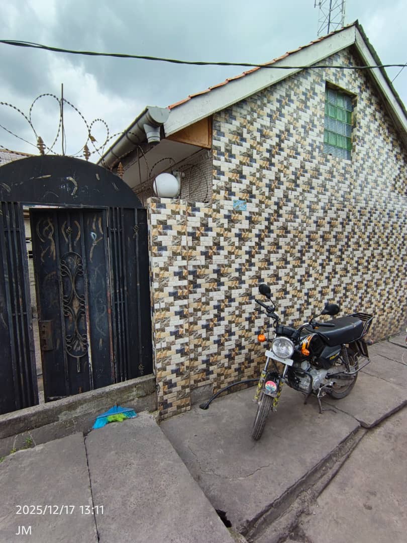 Parcelle-Terrain à Vendre – Limete, Kinshasa