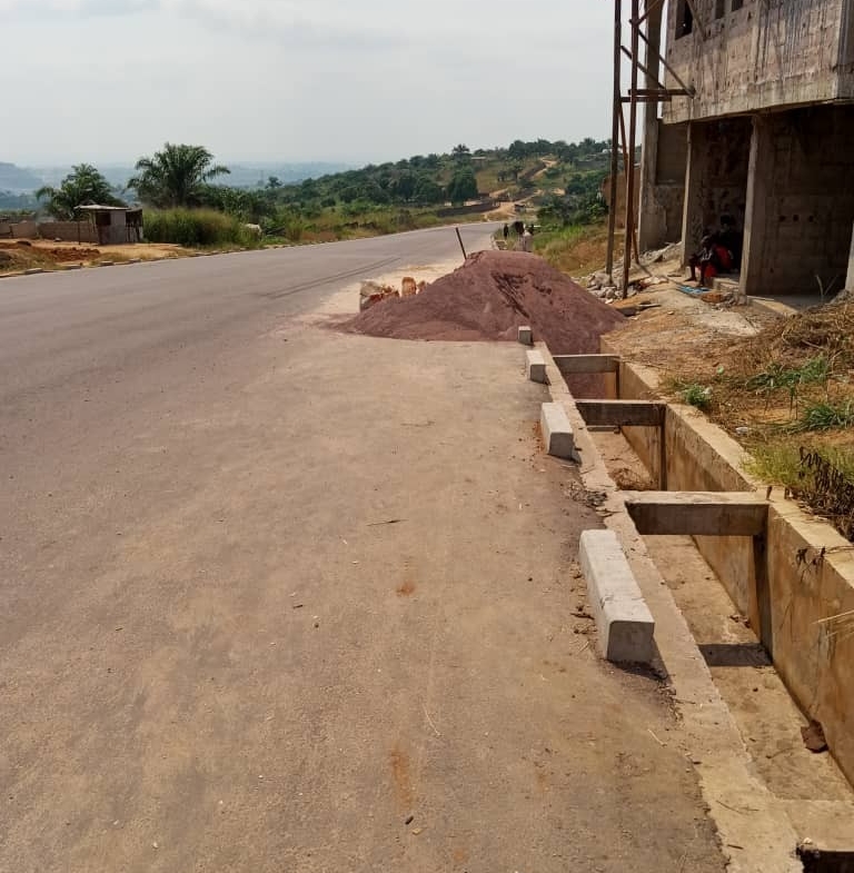 Parcelle-Terrain à Vendre – Mont-Ngafula, Kinshasa