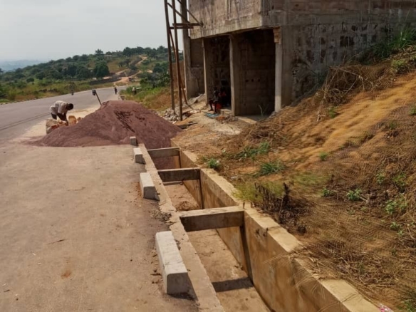 Parcelle-terrain à vendre – mont-ngafula, kinshasa