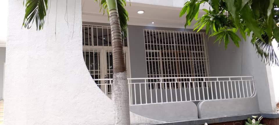 Villa à Louer – Macampagne, Kinshasa