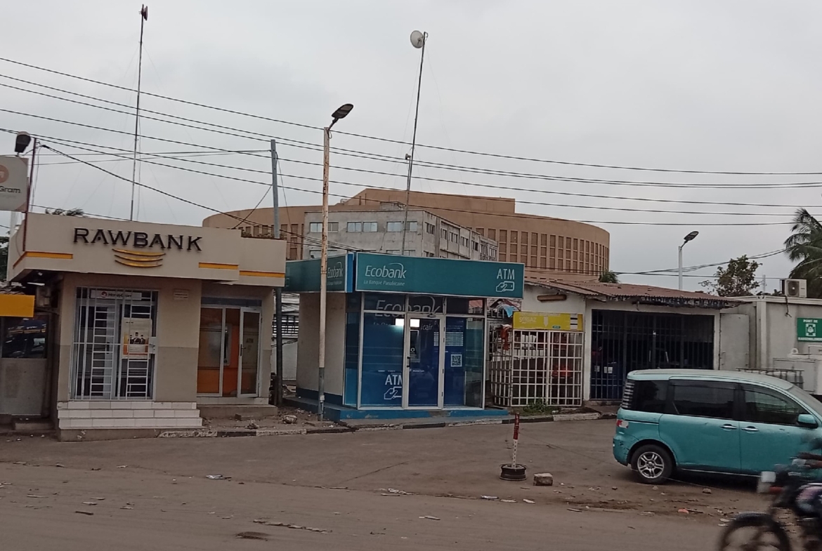 Parcelle-Terrain à Vendre – Kasa-Vubu, Kinshasa