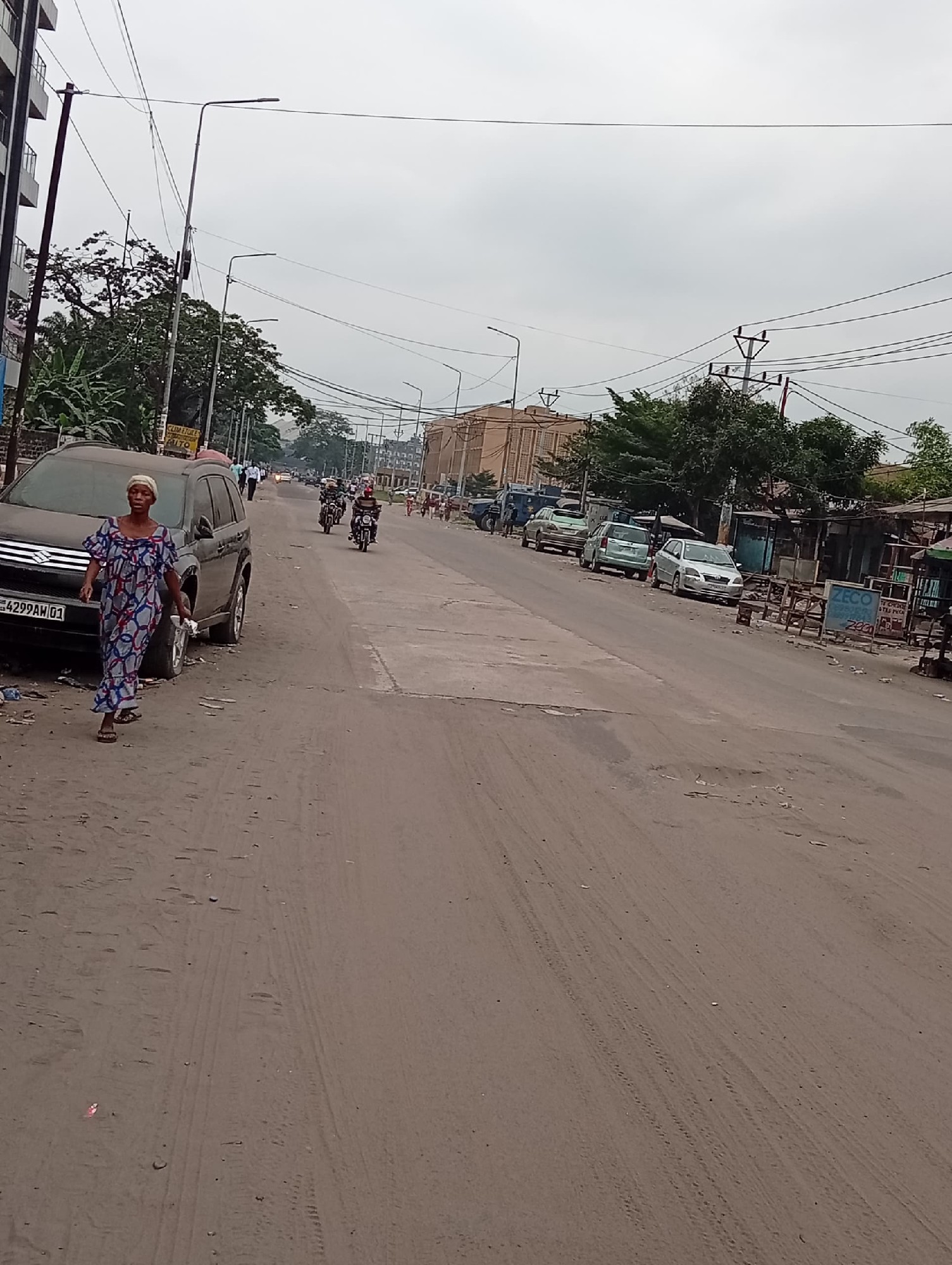 scaled_1596929 Parcelle-Terrain à Vendre – Kasa-Vubu, Kinshasa