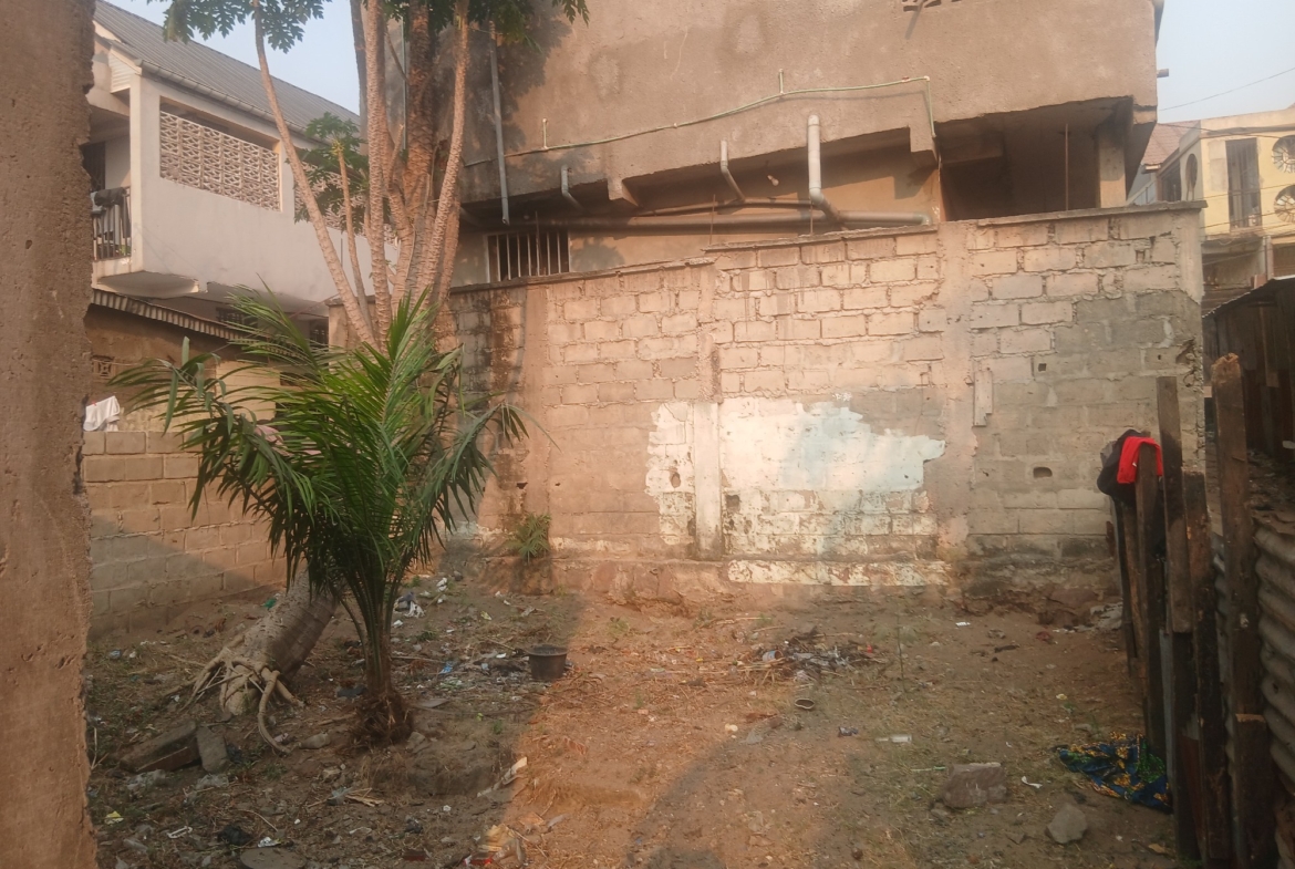 Parcelle-Terrain à Vendre – Ngaliema, Kinshasa