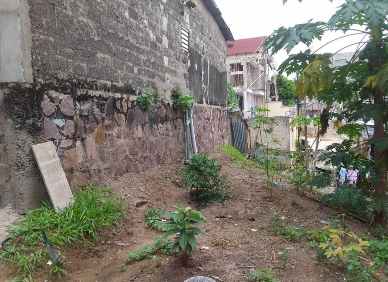Parcelle-Terrain à Vendre – Macampagne, Kinshasa