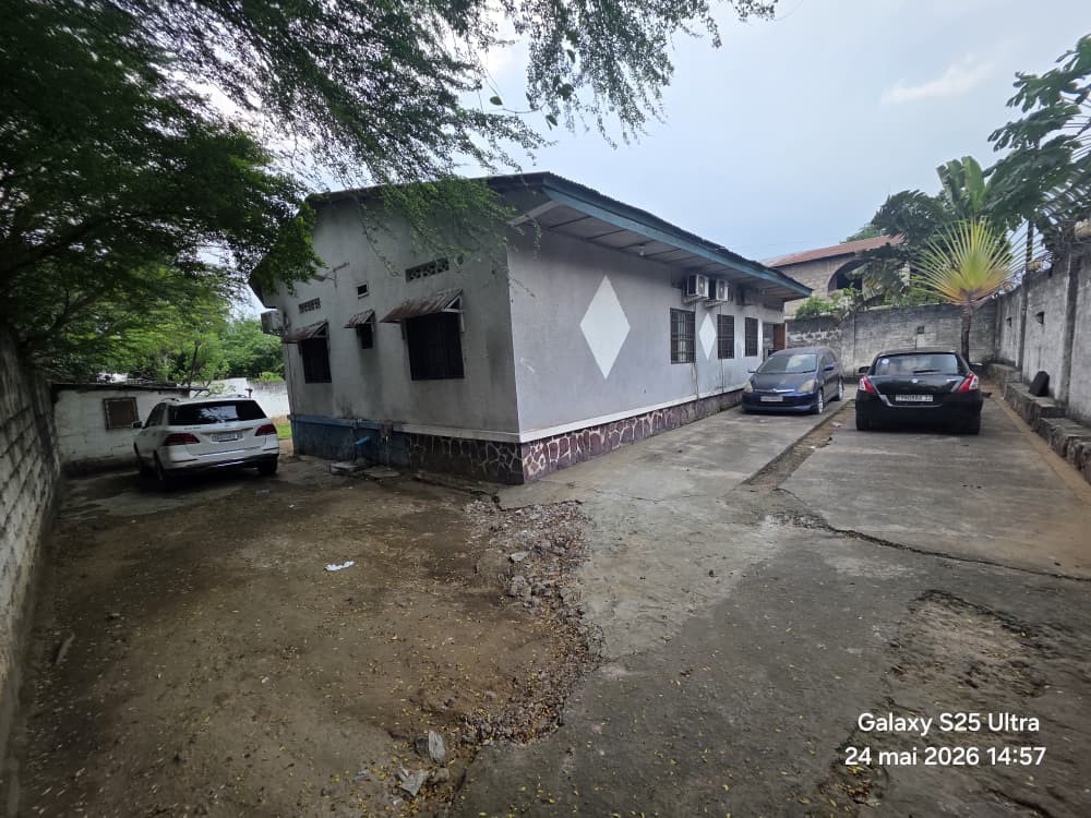 Parcelle-Terrain à Vendre – Ngaliema, Kinshasa
