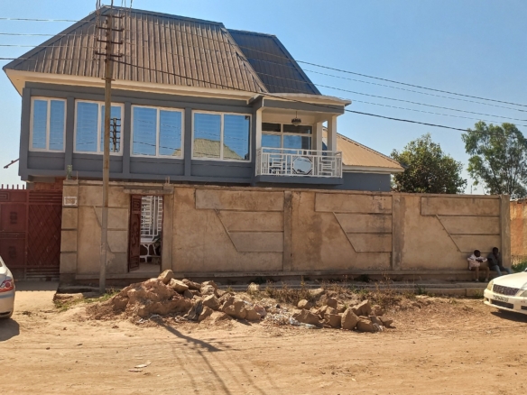Maison à louer – golf mubanzo, lubumbashi