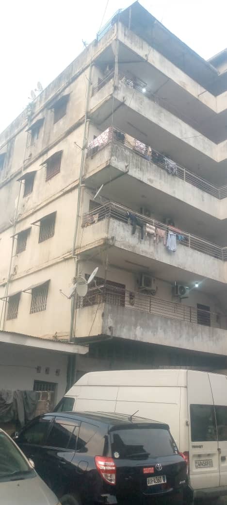 Immeuble à Vendre – Gombe, Kinshasa