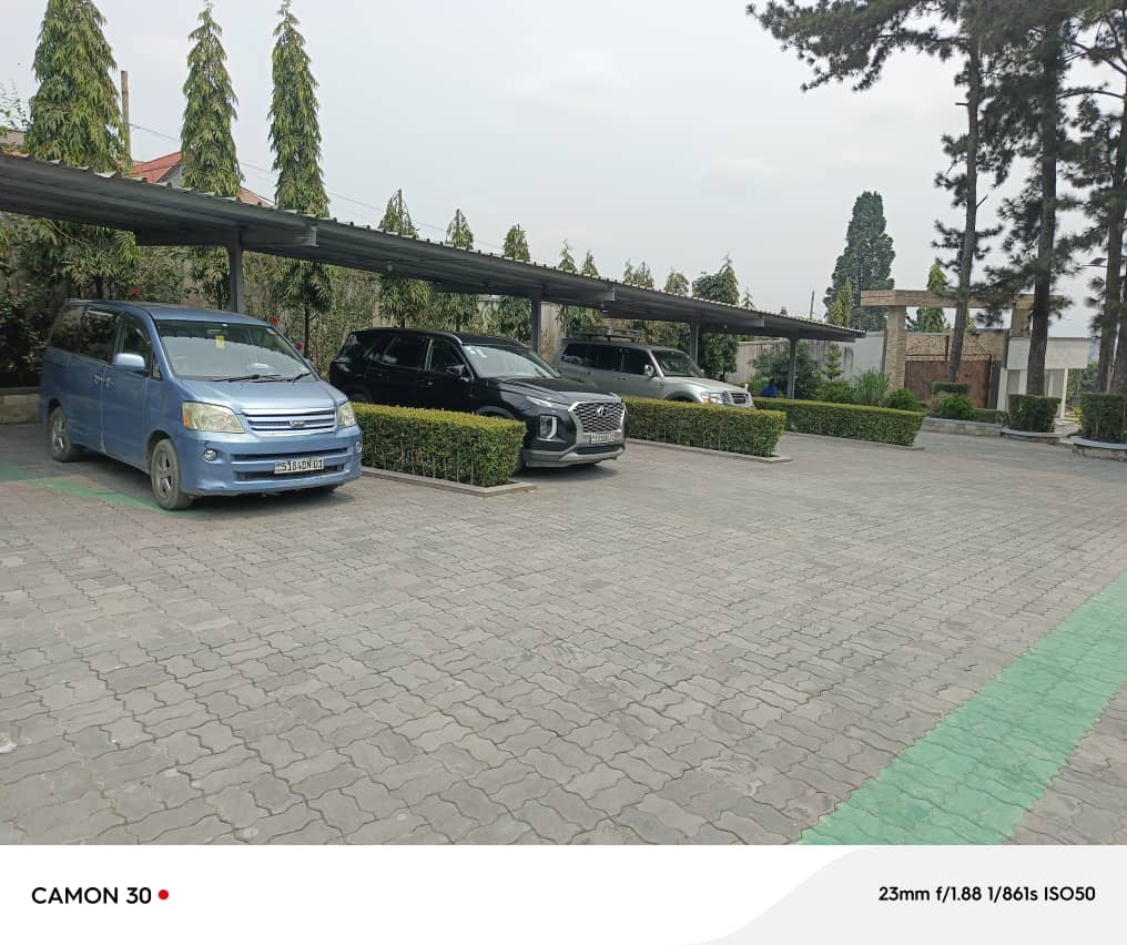 Villa à Vendre – Ngaliema, Kinshasa