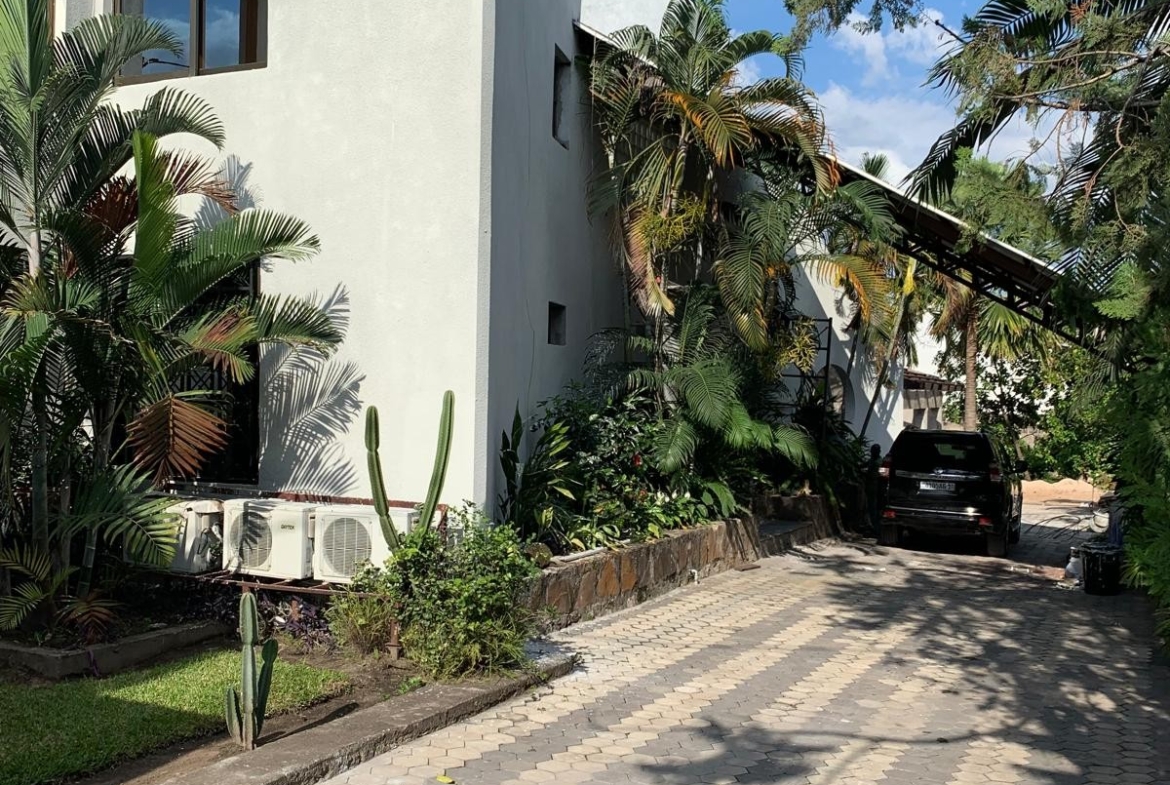 Villa à Vendre – Macampagne, Kinshasa