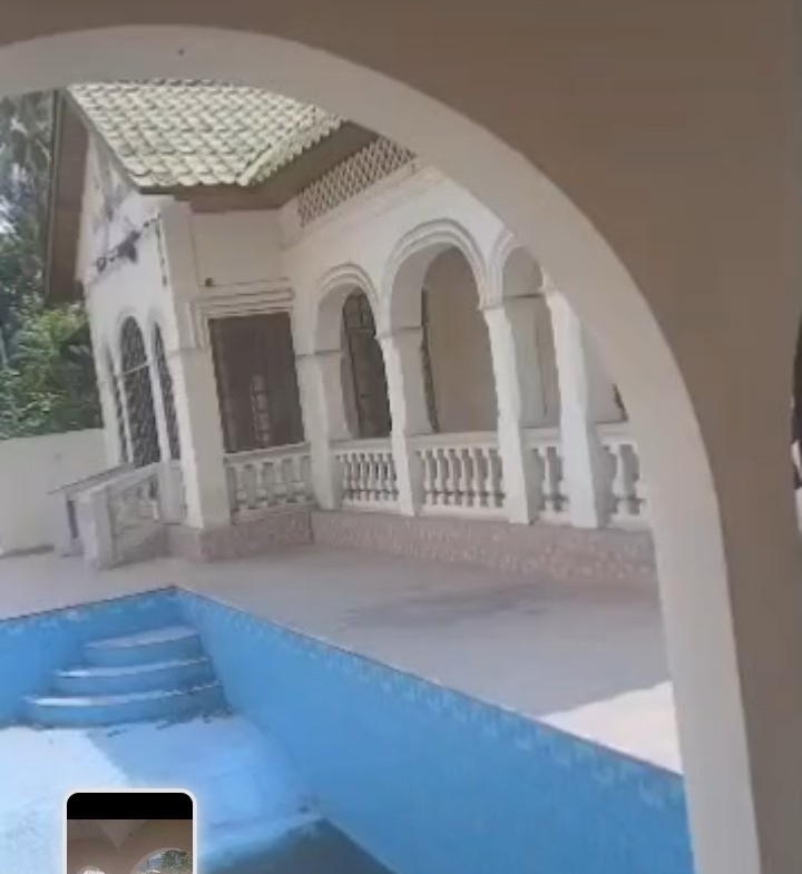 Villa à Vendre – Gombe, Kinshasa