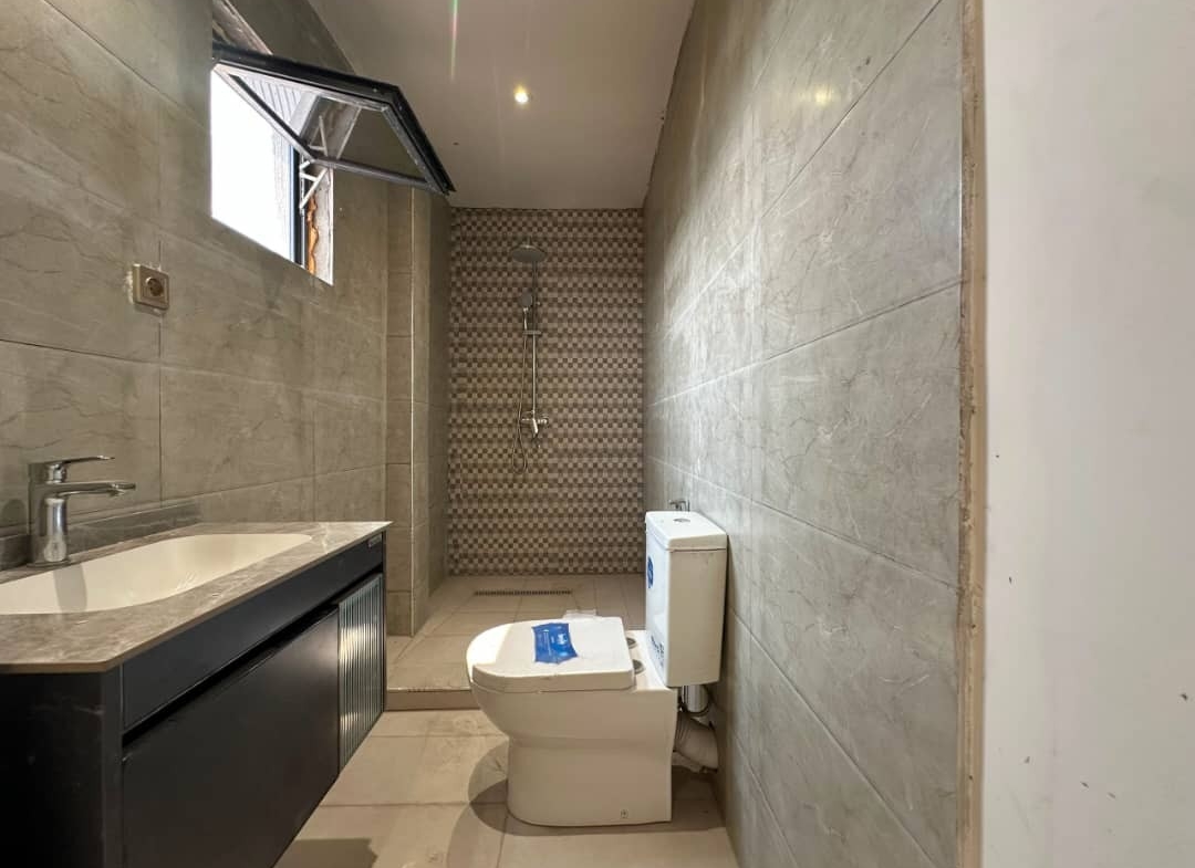 Immeuble à Vendre – Gombe, Kinshasa