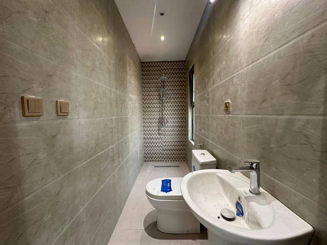 Immeuble à Vendre – Gombe, Kinshasa