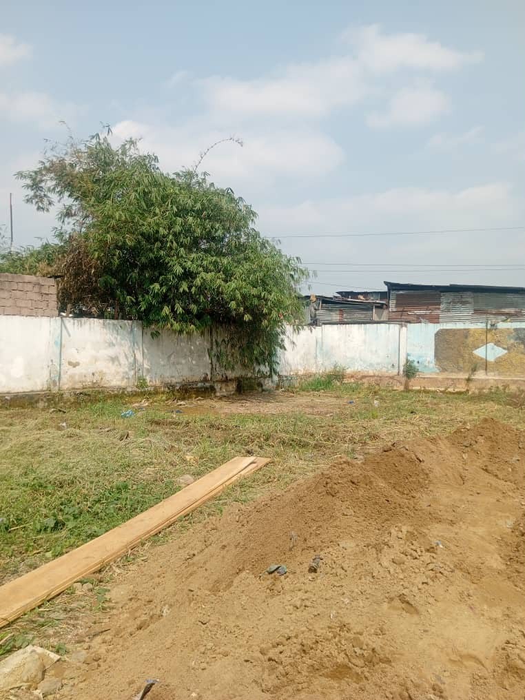 Parcelle-Terrain à Vendre – Kintambo, Kinshasa