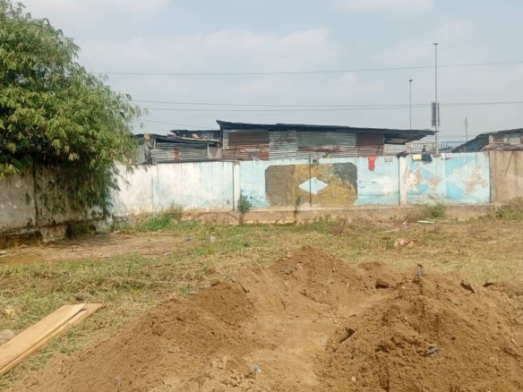 Parcelle-terrain à vendre – kintambo, kinshasa