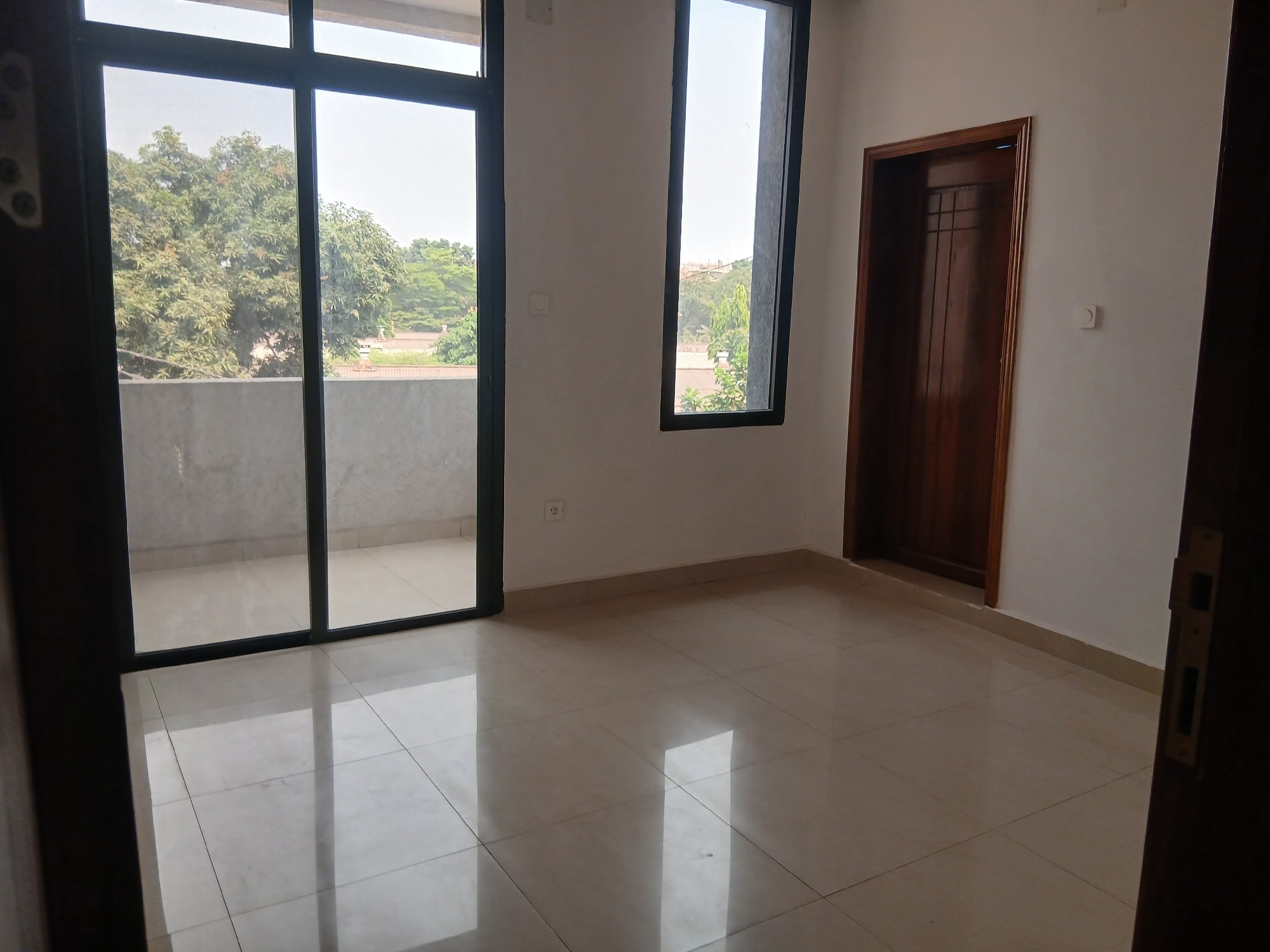 scaled_668412 Appartement à Louer – Kintambo, Kinshasa
