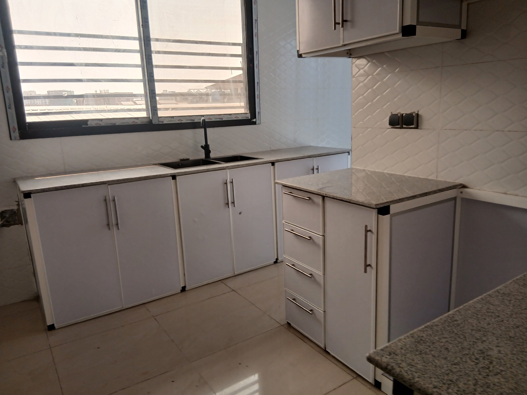 scaled_668418 Appartement à Louer – Kintambo, Kinshasa