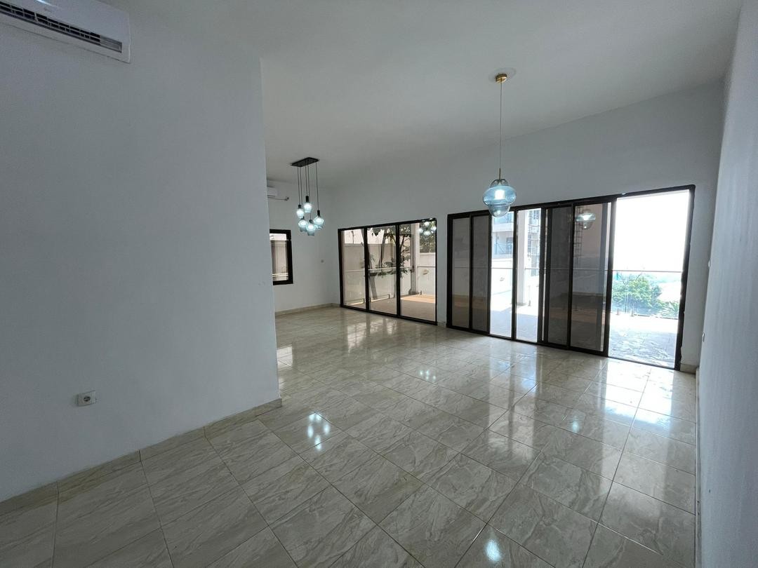 scaled_674263 Appartement à Vendre – Kintambo, Kinshasa