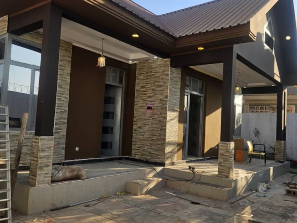 Maison à vendre – golf plateau 1, lubumbashi