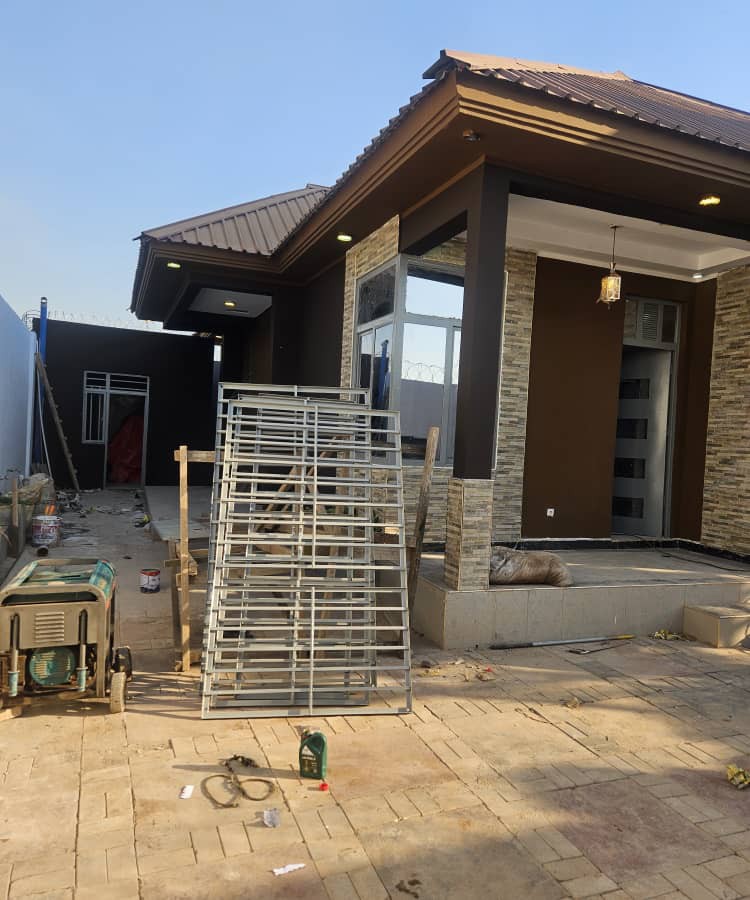 scaled_IMG-20260614-WA0090 Maison à Vendre – Golf Plateau 1, Lubumbashi