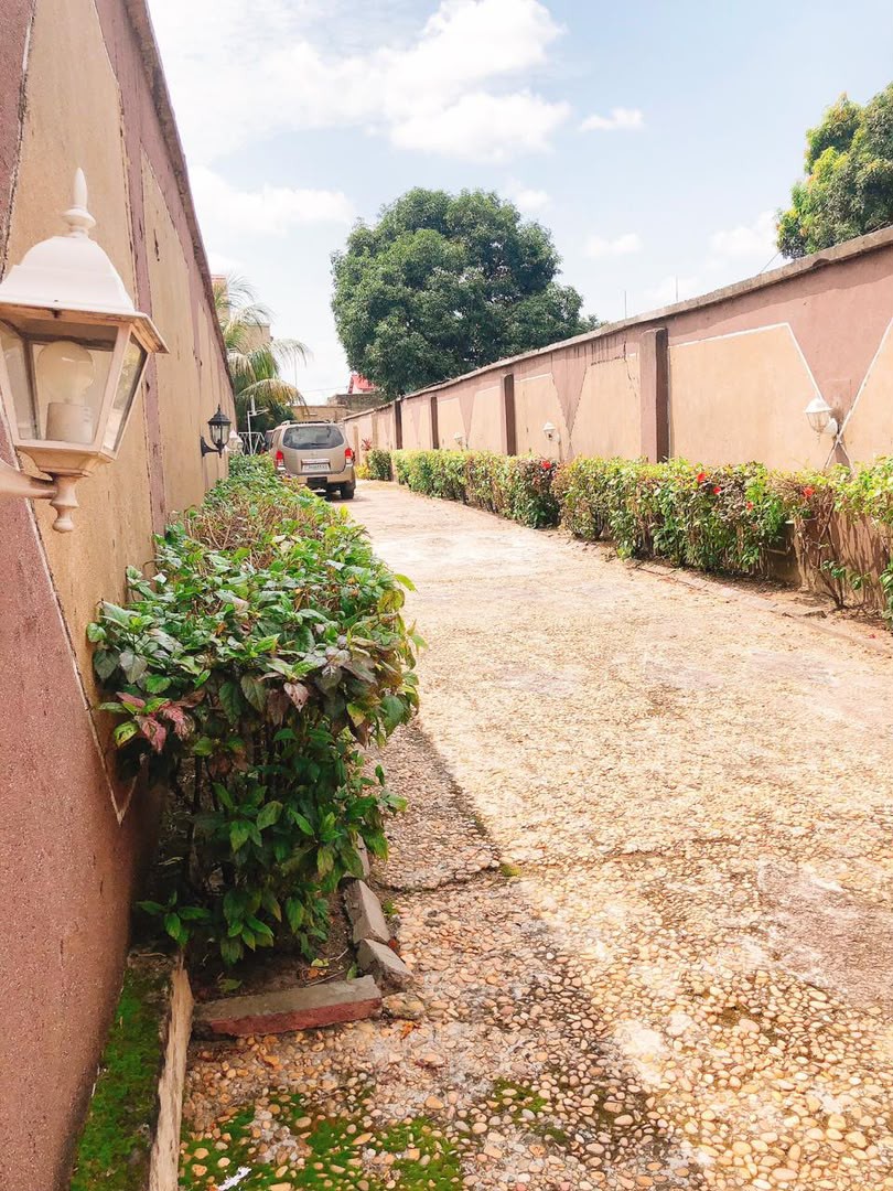 Villa à Vendre – Limete, Kinshasa