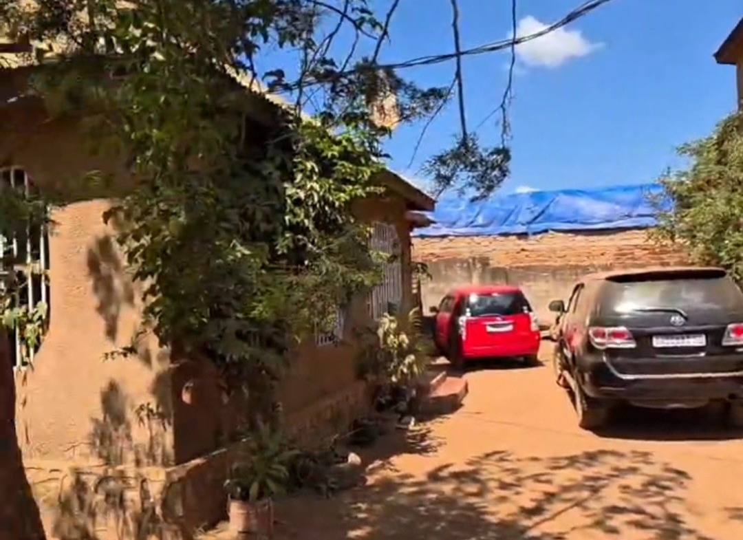 Maison à Vendre – Terminus CRAA, Kinshasa
