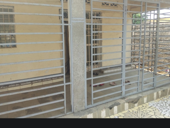 Maison à louer – lemba, kinshasa