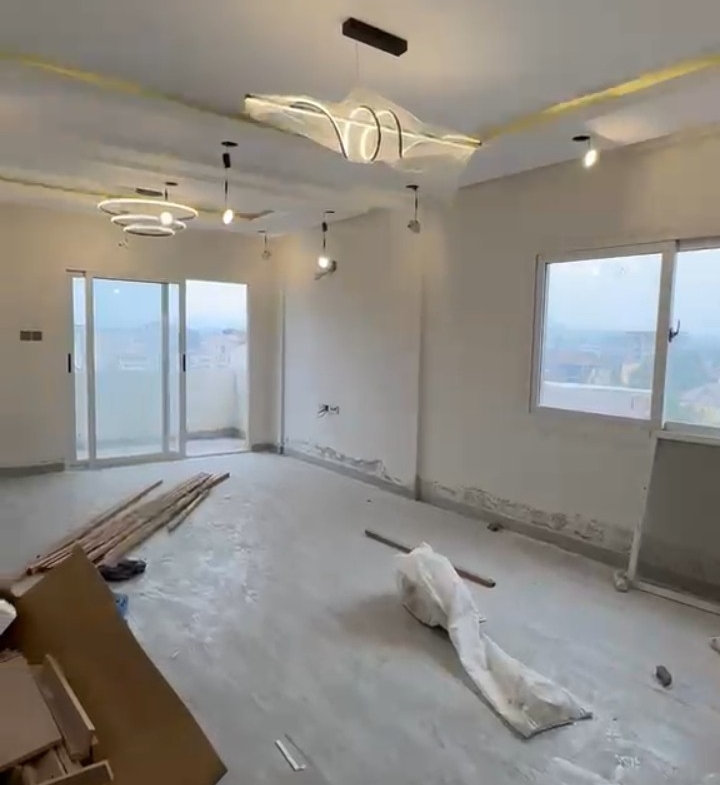 APPARTEMENTS EN LOCATION DANS LA COMMUNE DE KINTAMBO