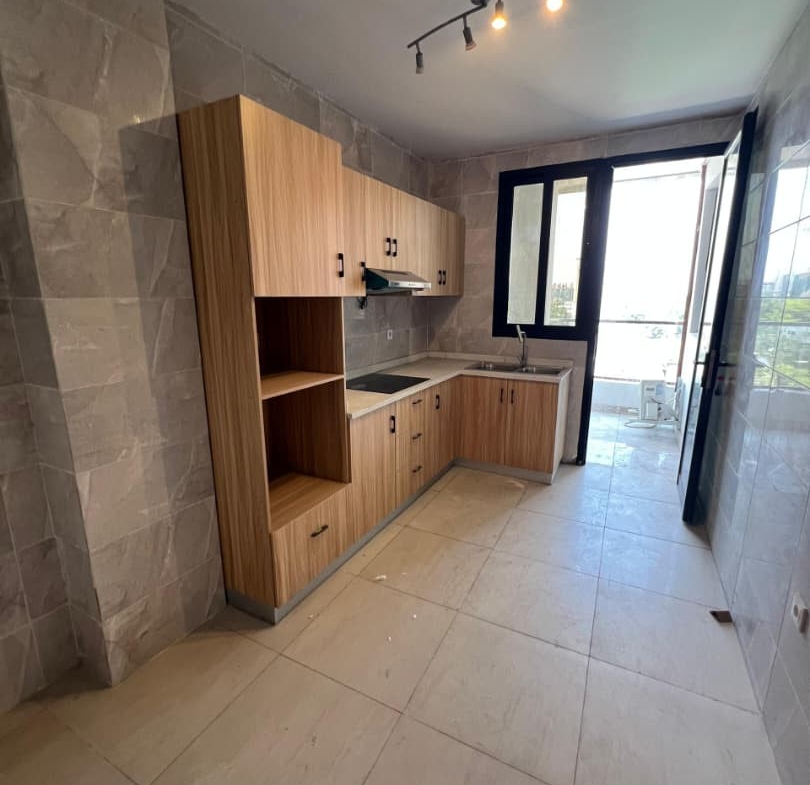 plusieurs magnifiques appartements nouvellement construit mis en location dans la commune de la GOMBE