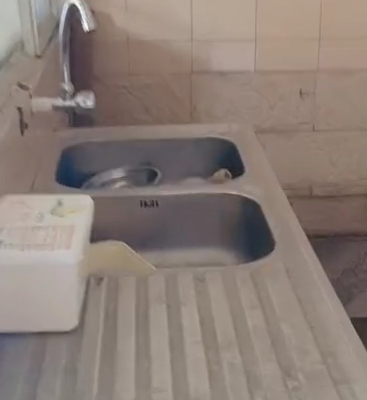 Une Magnifique maison jumelée mis en location dans la commune de Ngaliema quartier GB